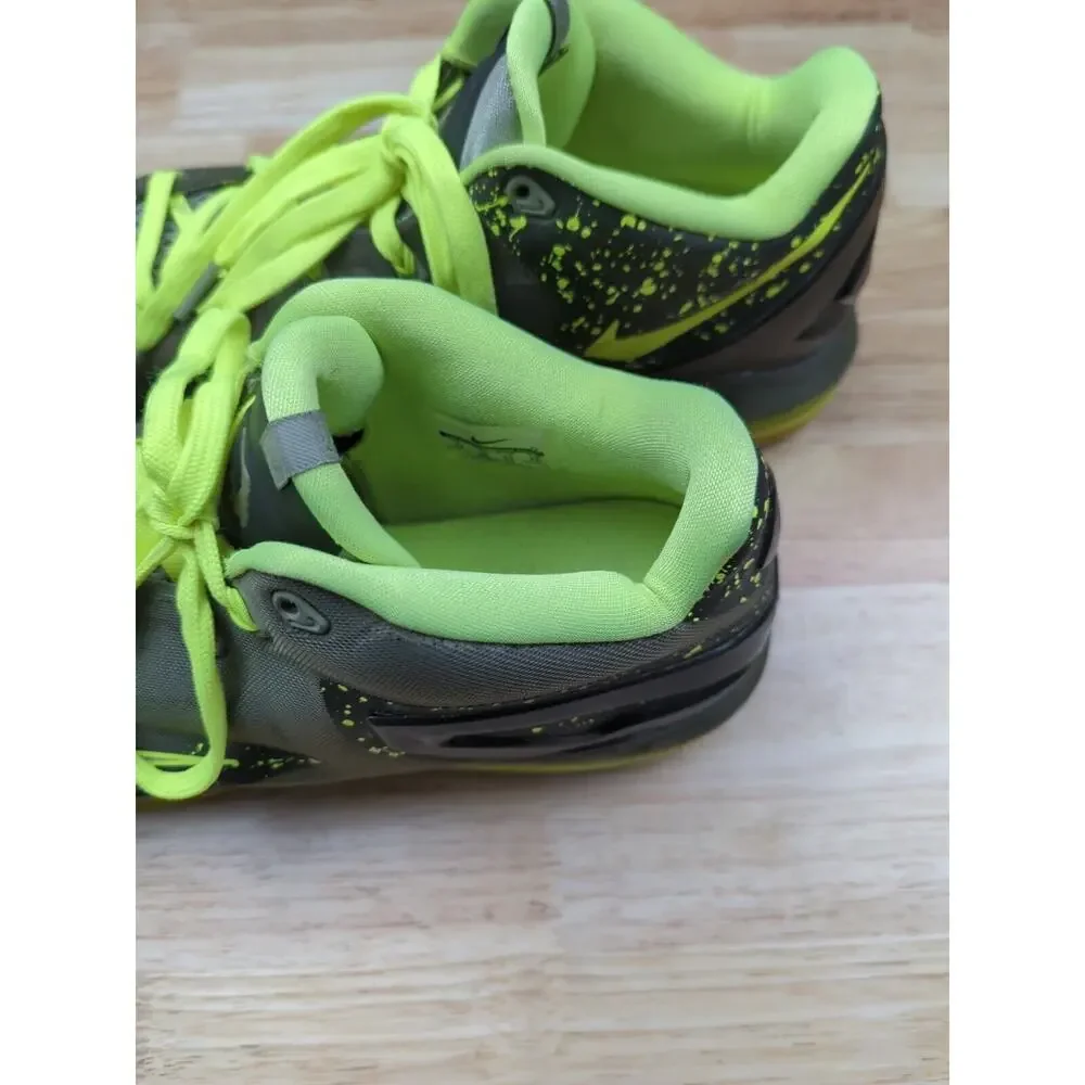 Size 11 - Nike Max LeBron 11 Low Dunkman 642848-200